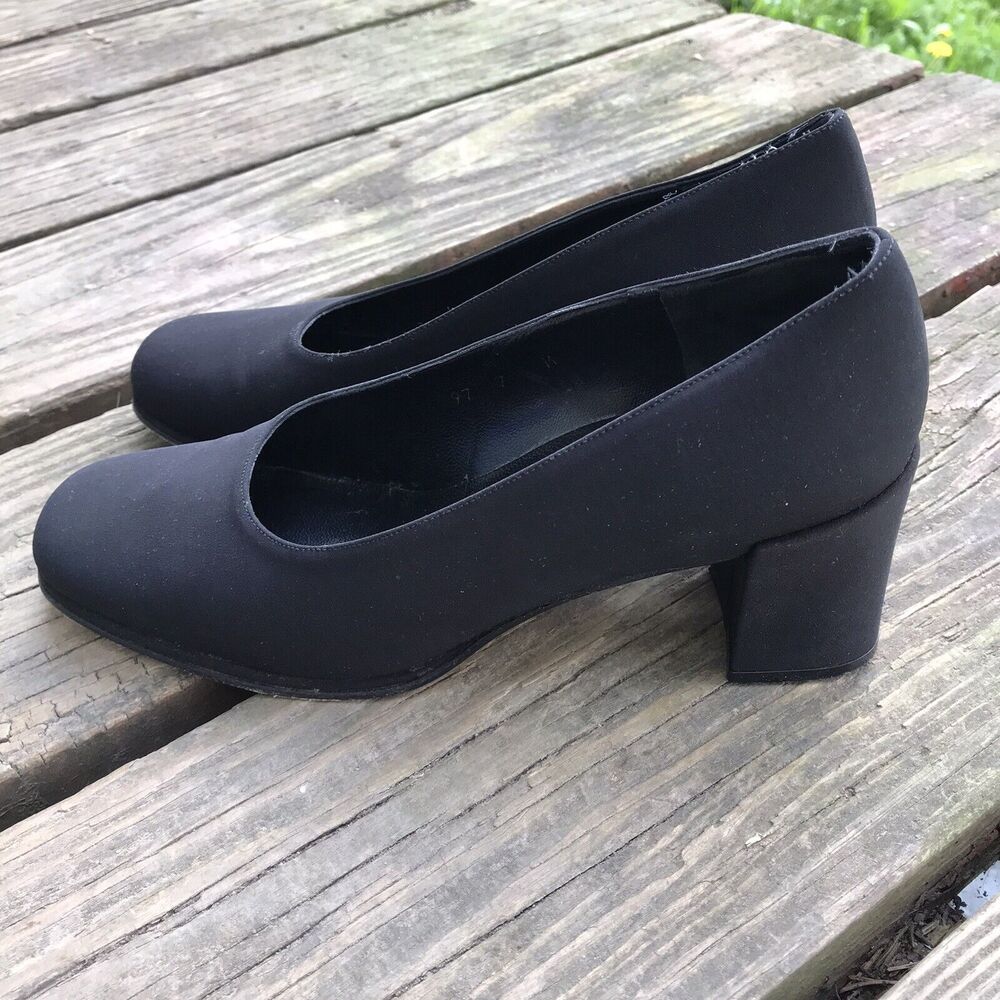 Evan Picone Womens 7 M Slip On  Pumps Black Fabric Block Heels Goth Vtg 90s